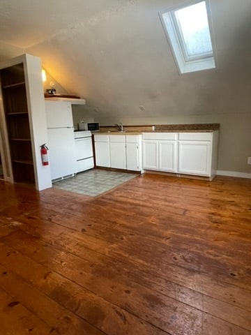 Building Photo - 18 Old Concord Turnpike