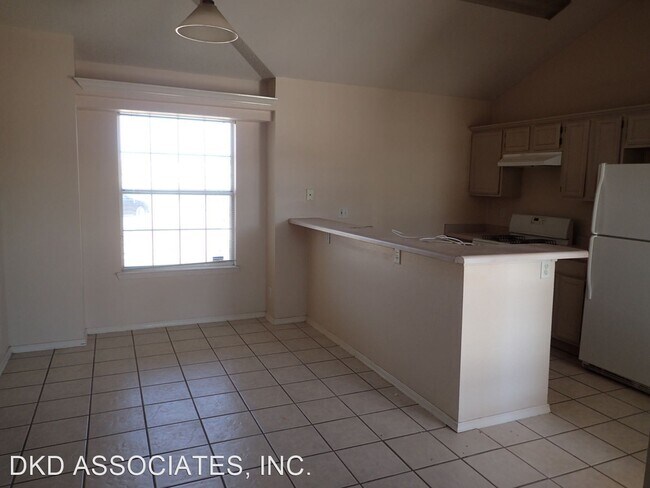 Building Photo - 3 br, 2 bath House - 304 RIO DULCE