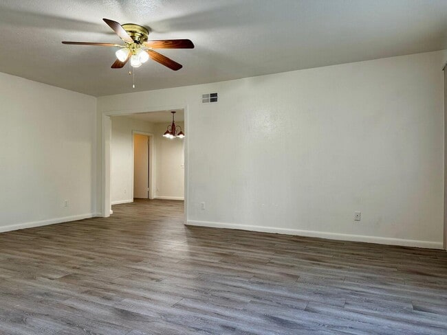 Foto del edificio - 4001 32nd St