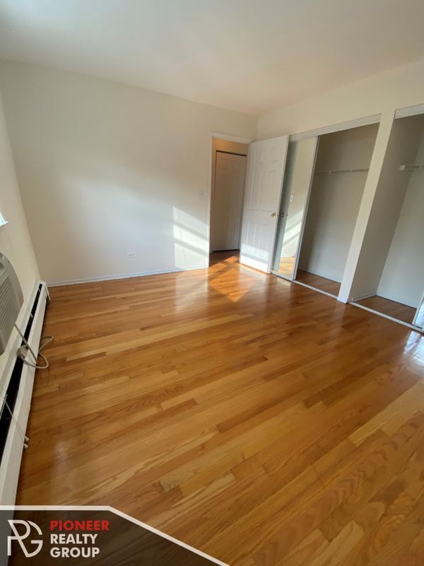 Foto del edificio - 6725 N Sheridan Rd