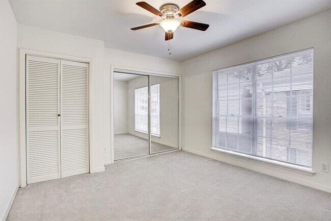 Foto del edificio - 3400 Timmons Ln