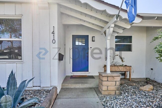 Foto del edificio - 1410 Central Ave