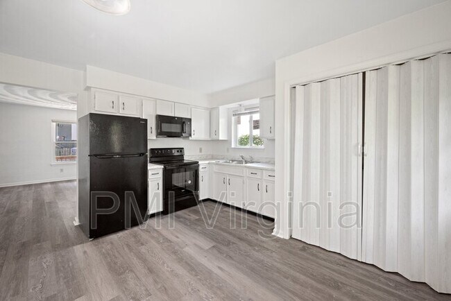 Foto del edificio - 2928 S Cape Henry Ave