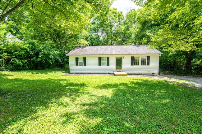 Photo - 320 Beechwood Dr House