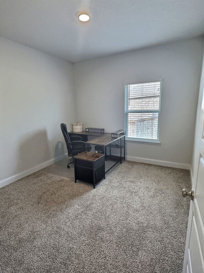 Foto del edificio - 11404 Harrison Ct