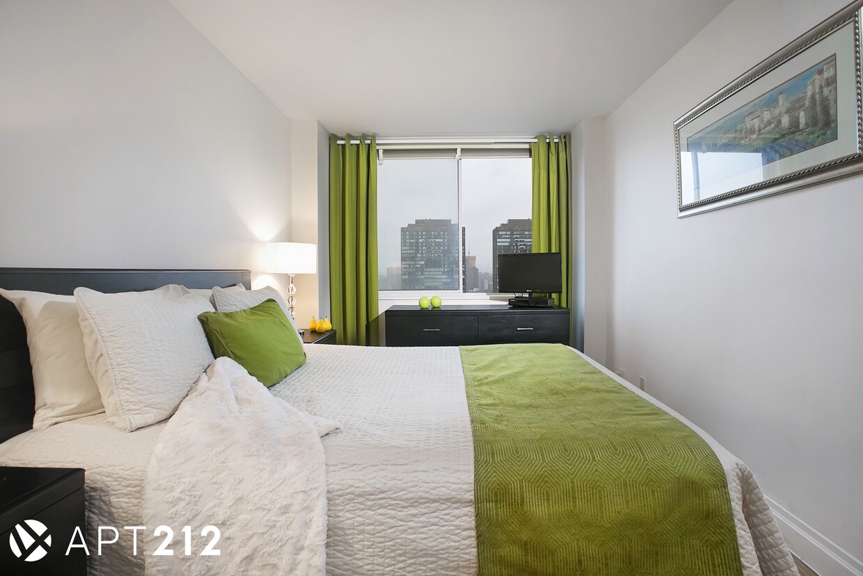 Foto principal - 429 E 52nd St