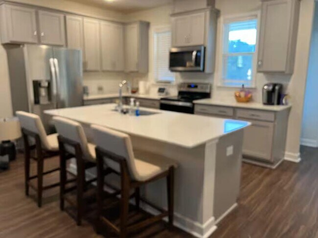 Foto del edificio - 301 Lanyard St