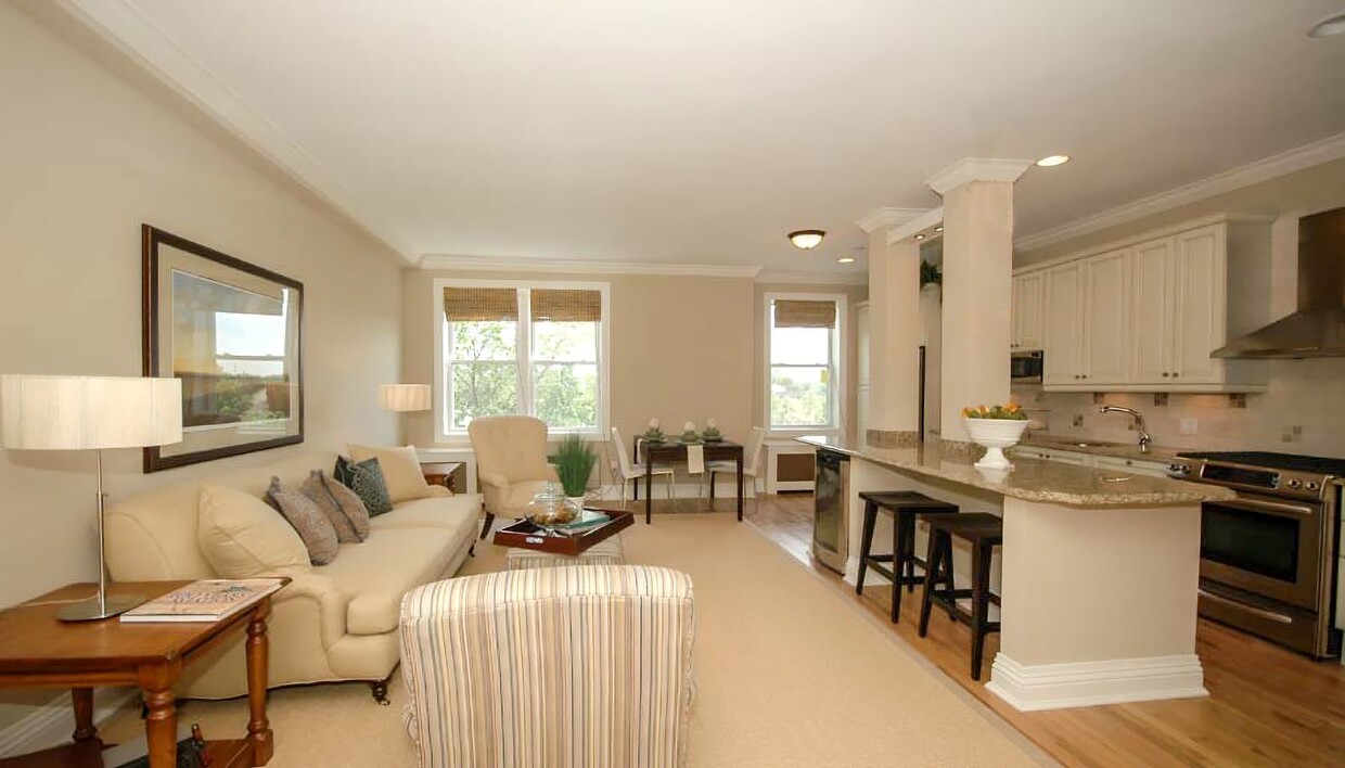 Open Floor Plan - 111 7th St