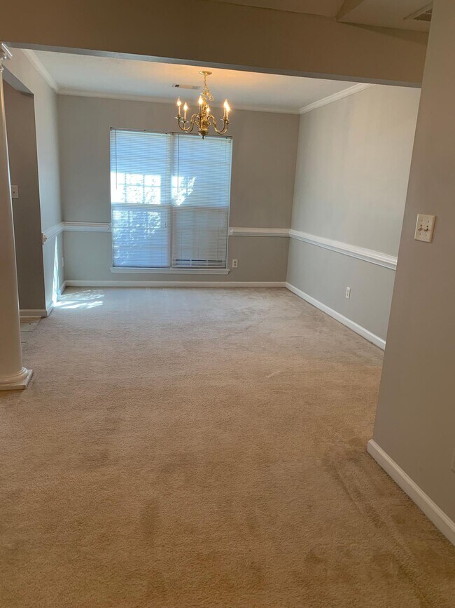 Foto del edificio - 0629024047 Rosedale Pl
