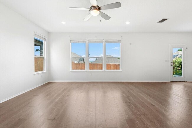 Building Photo - 7604 Peccary Dr