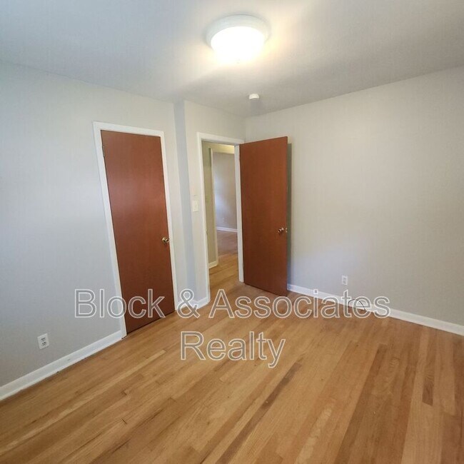 Foto del edificio - 616 Fairview St