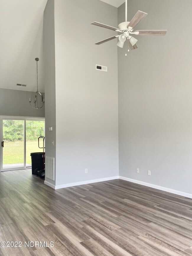 Building Photo - 1139 Brownlea Dr