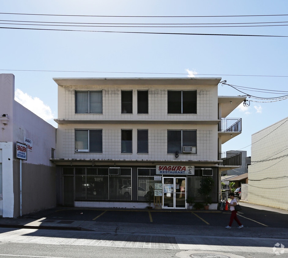 Building Photo - 1651 Liliha St
