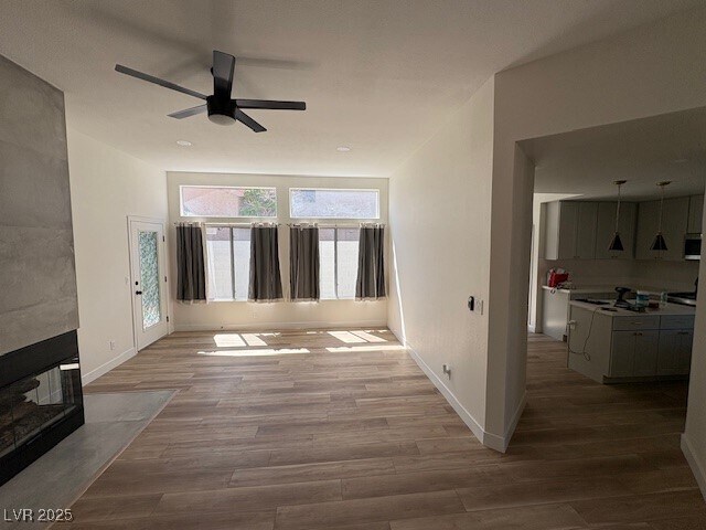 Foto del edificio - 6413 Morley Ave