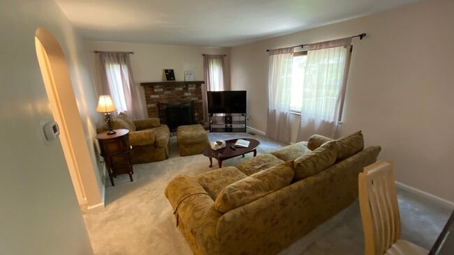 Building Photo - 4185 Crystal View Ct