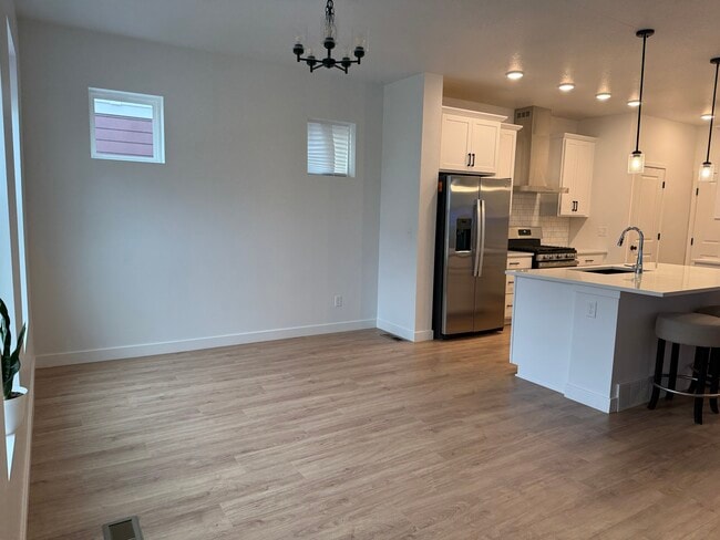 Foto del edificio - 6863 W Meadow Grass Dr