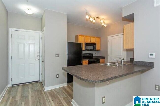 Foto del edificio - 401 20th St S