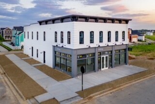 Building Photo - 6359 Meeting St