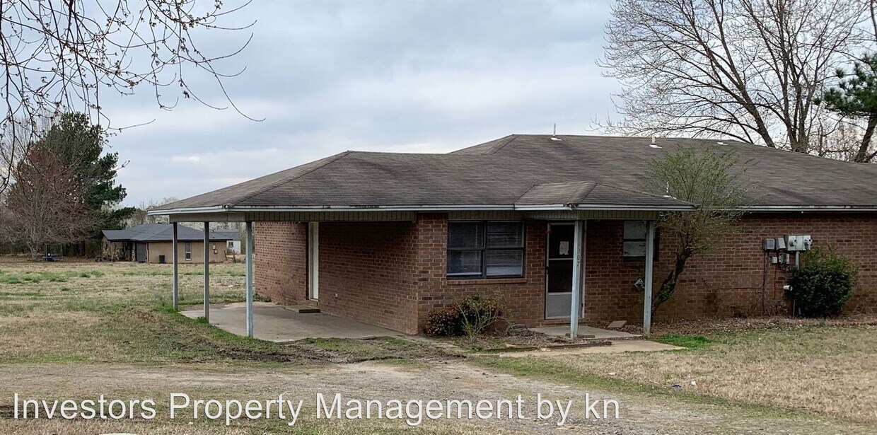13091309 N Arkansas Ave, Alma, AR 72921 Apartment for Rent in Alma