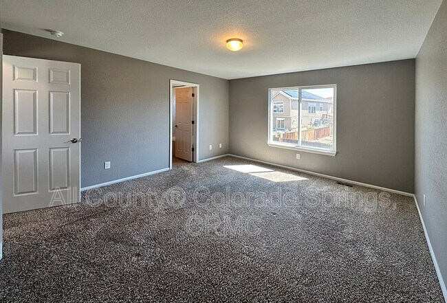 Building Photo - 4945 Haiti Way