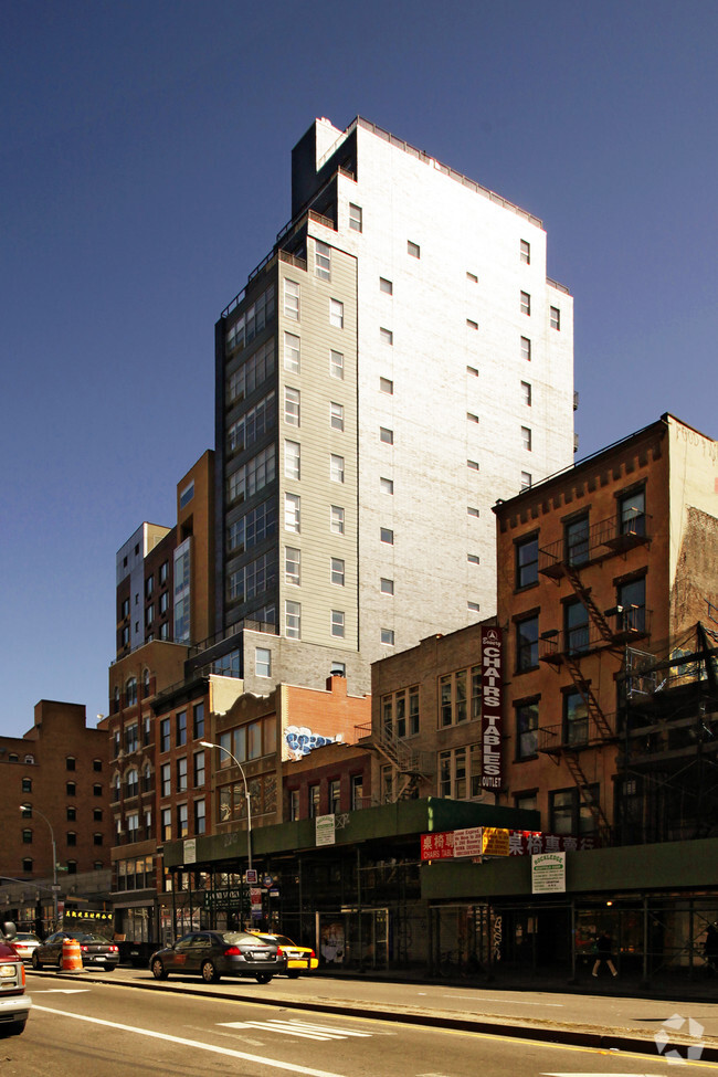 Foto del edificio - 161 Chrystie St