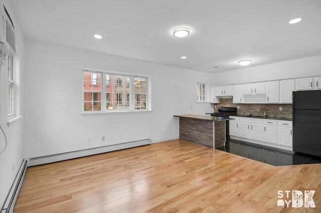Foto del edificio - 330 Clifton Pl