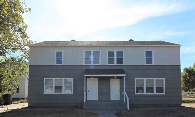 Building Photo - 209 Benham St