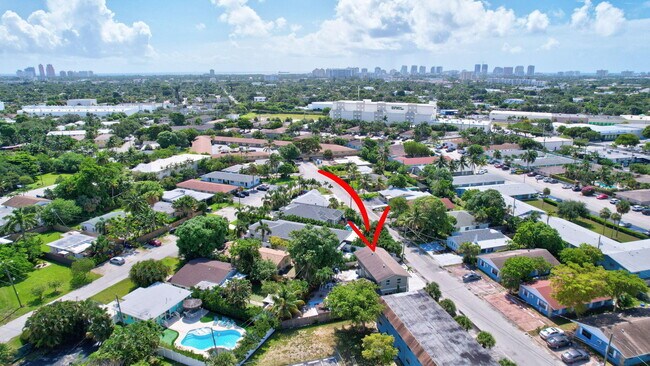 Foto del edificio - 711 NE 14th St