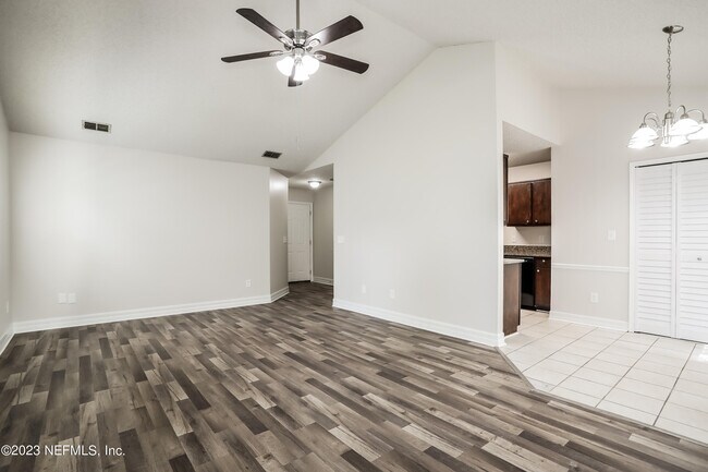 Building Photo - 3854 English Colony Dr S
