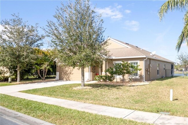 Foto del edificio - 120 Amherst Ln