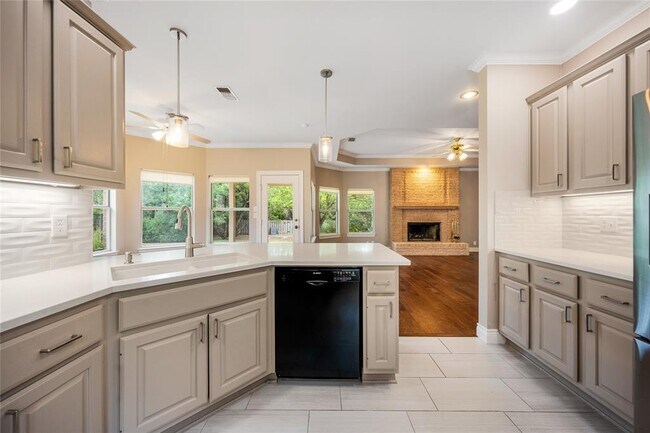Building Photo - 319 Copperleaf Rd