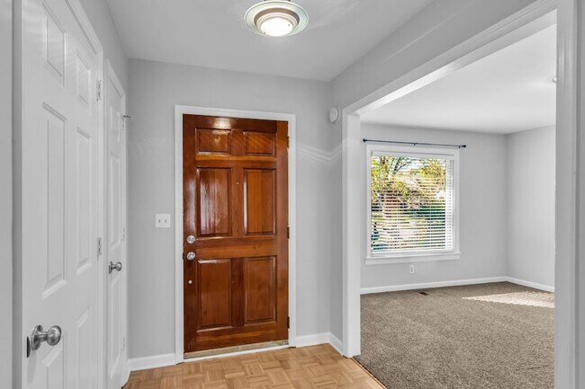 Building Photo - 2560 Choctaw Trce