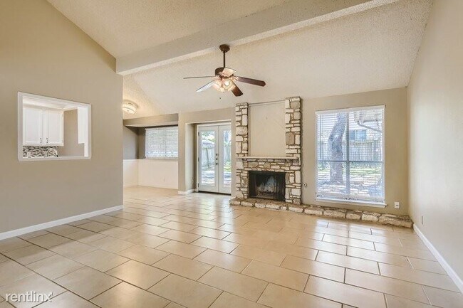 Building Photo - 3 br, 2 bath House - 14035 Floral Ridge Drive