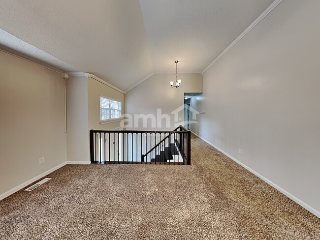 Foto del edificio - 154 Spring Creek Ct