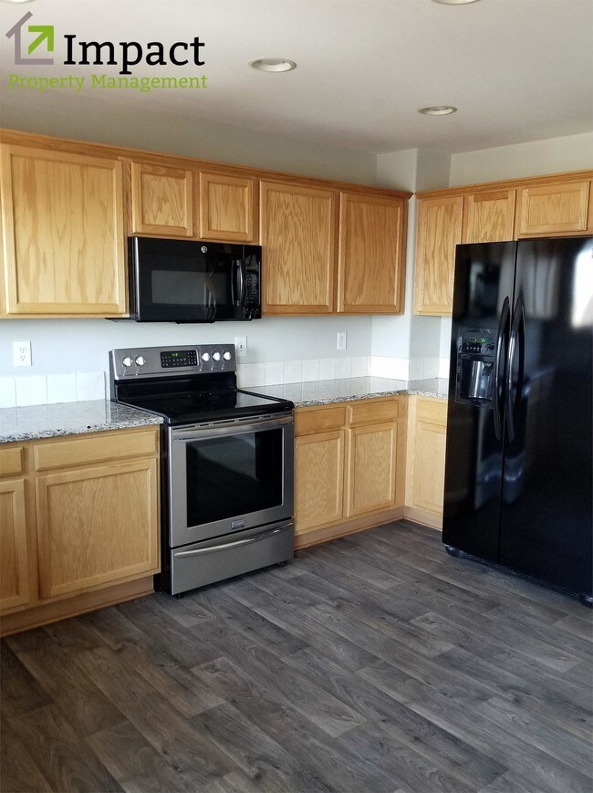 Building Photo - 11595 Crow Hill Dr