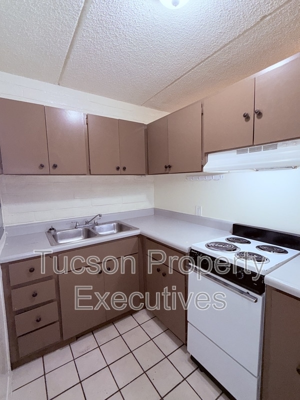 Building Photo - 20 N Leonora Ave