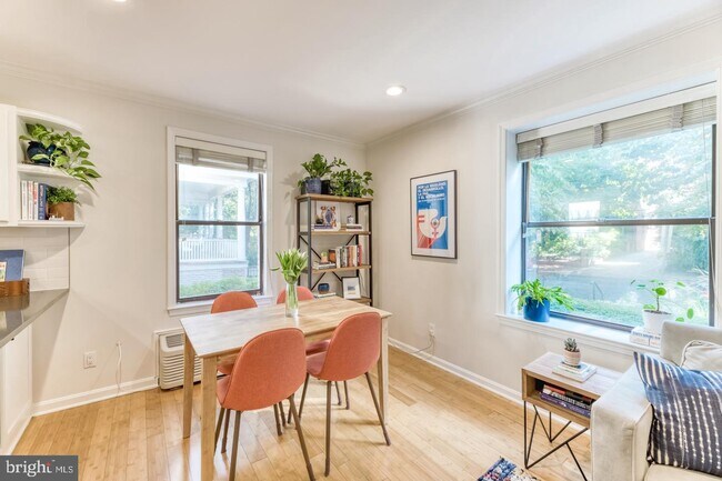 Building Photo - 2310 Ashmead Pl NW