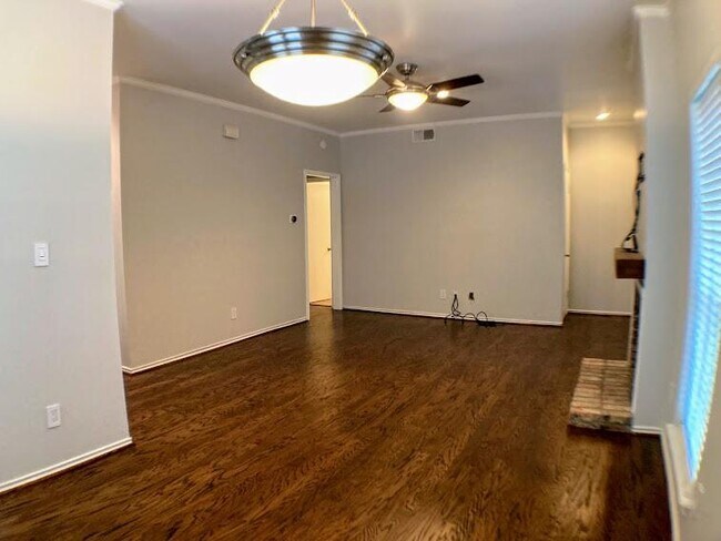 Building Photo - 4405 Bowser Ave