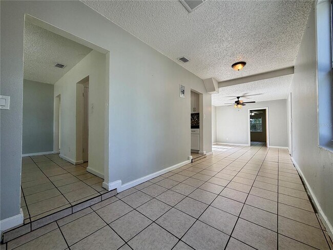 Building Photo - 2533 48th Ave N