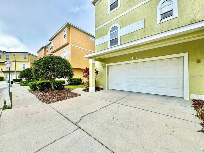Foto del edificio - 487 Bayou-Village Dr