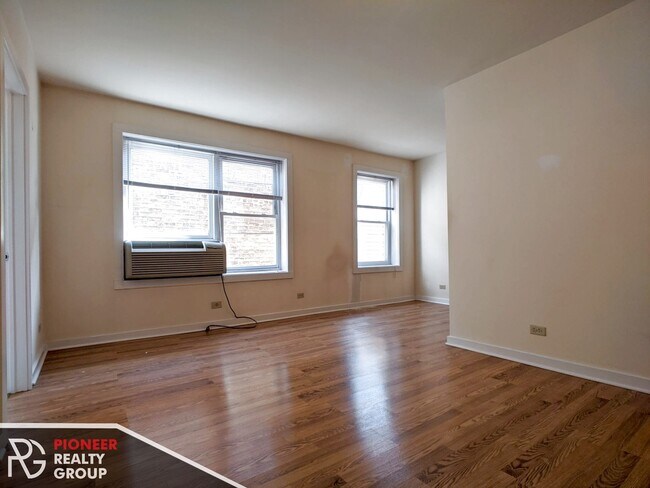 Foto del edificio - 1850 N Humboldt Blvd