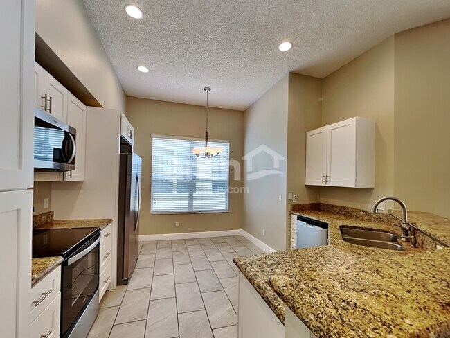 Foto del edificio - 3588 Foxcroft Cir