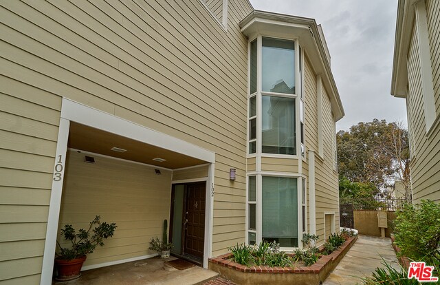 Building Photo - 1717 Stoner Ave