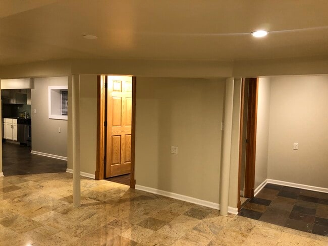 Fotografía del edificio - 1813 W Armitage Ave