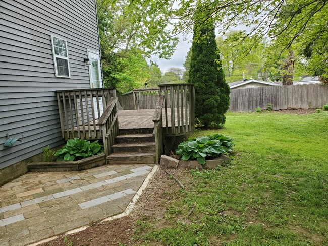 Deck - 324 Garden Ave