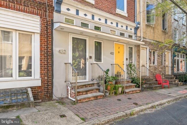 Building Photo - 432 Poplar St