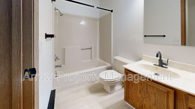 Foto del edificio - 205 E Arbor Ave