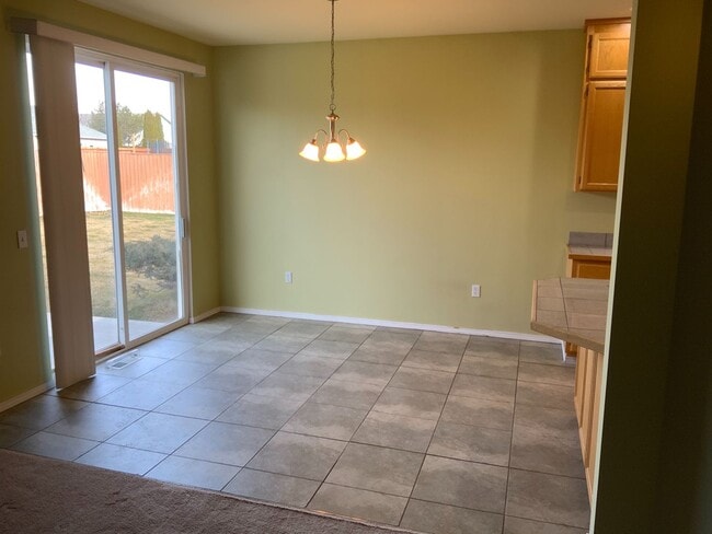 Building Photo - Home for Rent in Ephrata