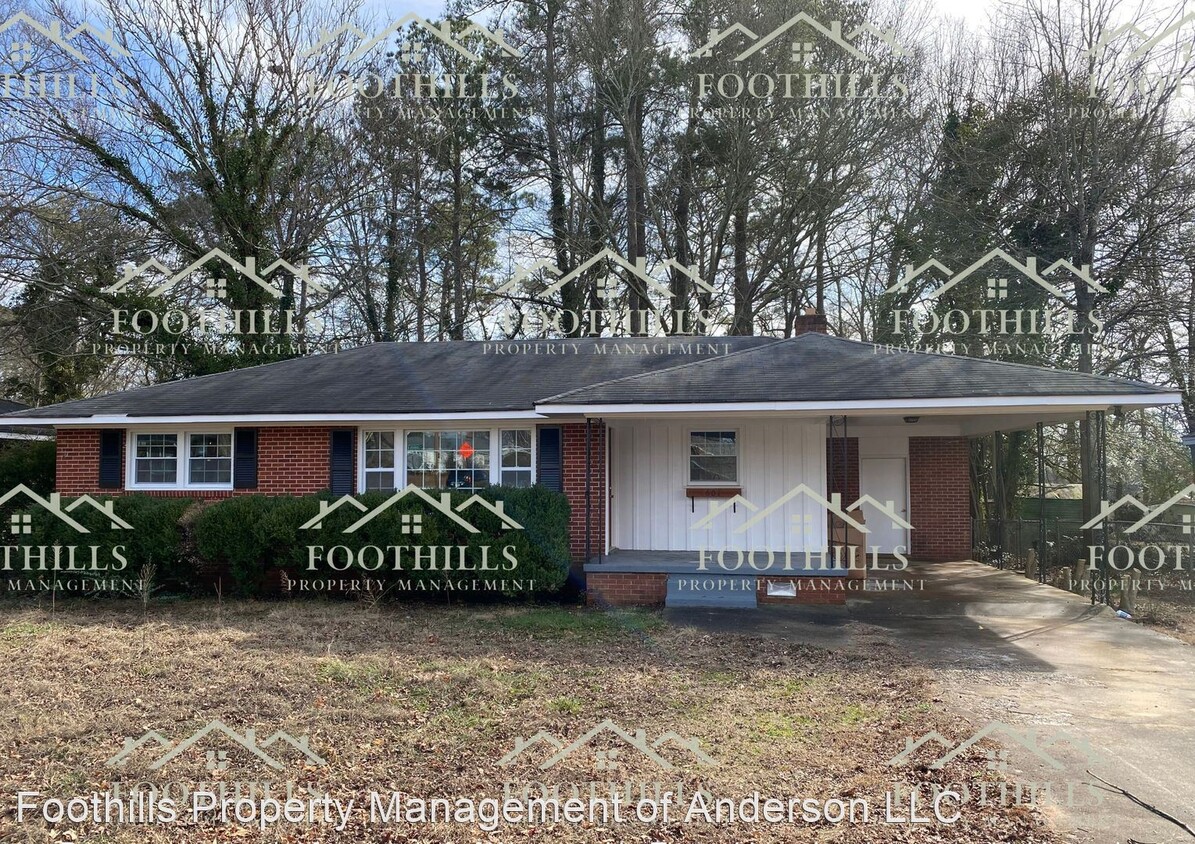 Primary Photo - 3 br, 1.5 bath House - 601 W Fredericks St