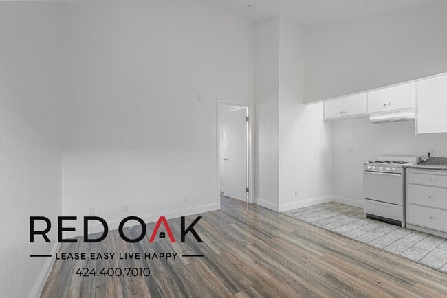 Building Photo - 1542 Orizaba Ave